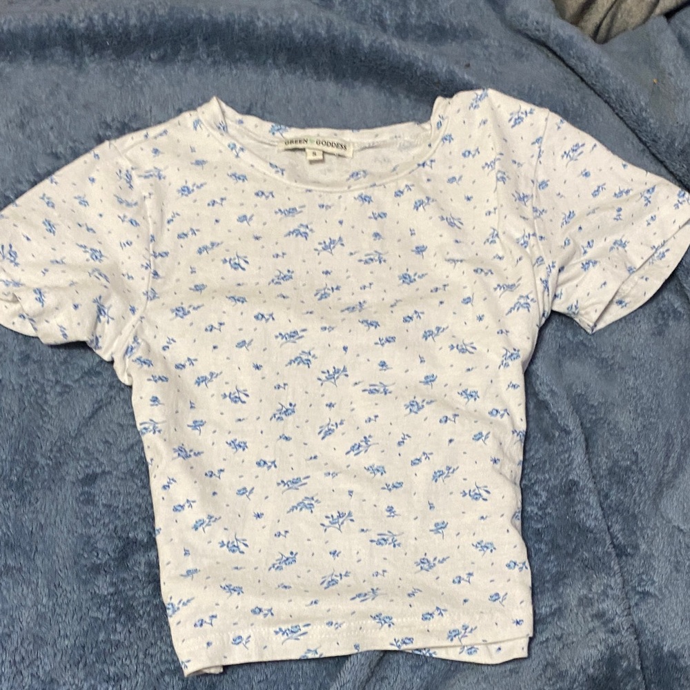 Goddess Short Sleeve Tee with Blue Floral Pattern